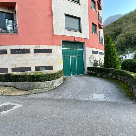 La Cuenca, Edificio Molinos Apartment *