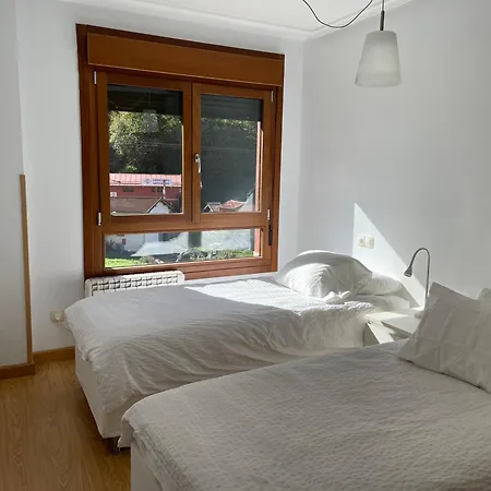 La Cuenca, Edificio Molinos Apartment